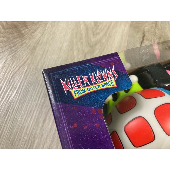 Killer Klowns from Outer Space Cotton Candy Blaster Prop Spirit Halloween - Picture 8 of 12